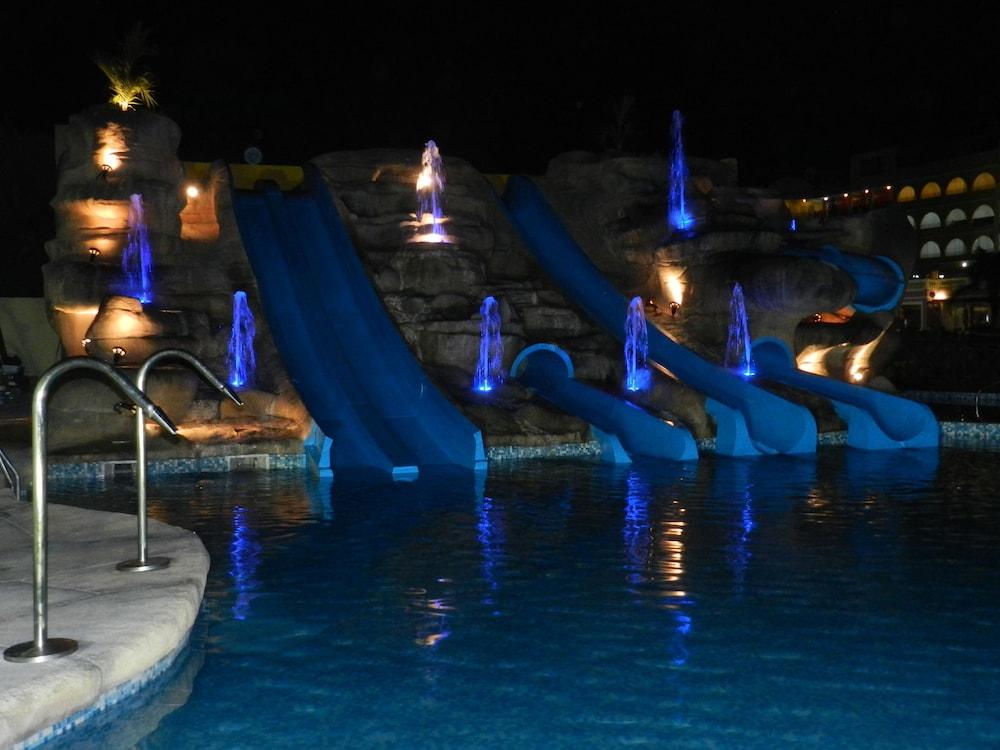 Mediterraneo Bay Hotel & Resort Roquetas de Mar Esterno foto